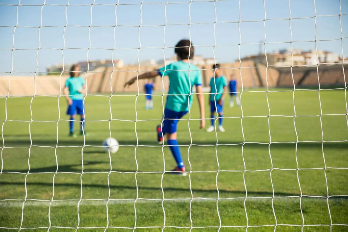 斯诺克世锦赛决赛激战 吴宜泽以十比七暂时领先肖恩墨菲